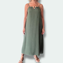 Carica l'immagine nel visualizzatore di Gallery, Abito perle