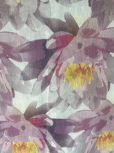 Carica l'immagine nel visualizzatore di Gallery, Sciarpa primavera stampa digitale