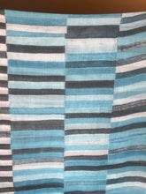 Carica l'immagine nel visualizzatore di Gallery, Sciarpa primavera stampa digitale