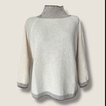 Carica l'immagine nel visualizzatore di Gallery, Maglia Raffaella