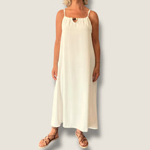 Carica l'immagine nel visualizzatore di Gallery, Abito perle