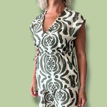 Carica l'immagine nel visualizzatore di Gallery, Completo Gilet e pantalone