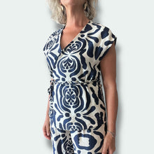 Carica l'immagine nel visualizzatore di Gallery, Completo Gilet e pantalone