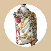 Carica l'immagine nel visualizzatore di Gallery, Sciarpa stola pura seta