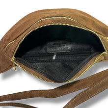 Carica l'immagine nel visualizzatore di Gallery, Marsupio tracolla pelle scamosciata