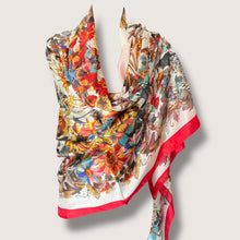 Carica l'immagine nel visualizzatore di Gallery, Sciarpa stola pura seta