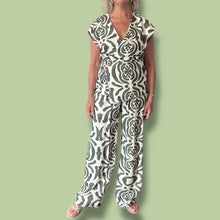 Carica l'immagine nel visualizzatore di Gallery, Completo Gilet e pantalone