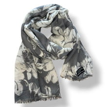 Carica l'immagine nel visualizzatore di Gallery, Sciarpa misto lana stampa digitale