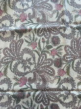 Carica l'immagine nel visualizzatore di Gallery, Sciarpa misto lana stampa digitale