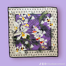 Carica l'immagine nel visualizzatore di Gallery, Foulard pura seta