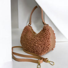 Carica l'immagine nel visualizzatore di Gallery, Borsetta Teddy