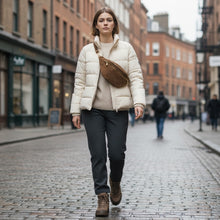 Carica l'immagine nel visualizzatore di Gallery, Marsupio tracolla pelle scamosciata