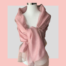 Carica l'immagine nel visualizzatore di Gallery, Stola e sciarpa seta elegante