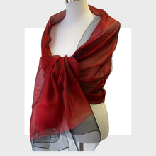 Carica l'immagine nel visualizzatore di Gallery, Stola e sciarpa seta elegante