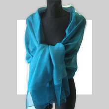 Carica l'immagine nel visualizzatore di Gallery, Stola e sciarpa seta elegante