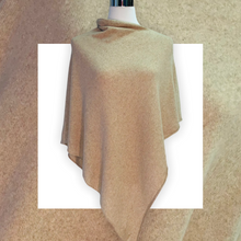 Carica l'immagine nel visualizzatore di Gallery, Poncho Cashmere lana