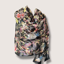 Carica l'immagine nel visualizzatore di Gallery, Sciarpa stola pura seta
