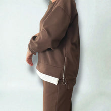 Carica l&#39;immagine nel visualizzatore di Gallery, Tuta soft
