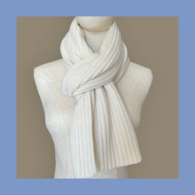 Carica l'immagine nel visualizzatore di Gallery, Sciarpa unisex costa inglese

