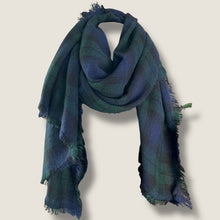 Carica l'immagine nel visualizzatore di Gallery, Sciarpa scozzese big
