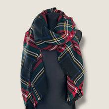 Carica l'immagine nel visualizzatore di Gallery, Sciarpa scozzese big
