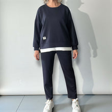 Carica l&#39;immagine nel visualizzatore di Gallery, Tuta soft
