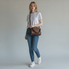 Carica e avvia il video nel visualizzatore di galleria, Borsa Laura
